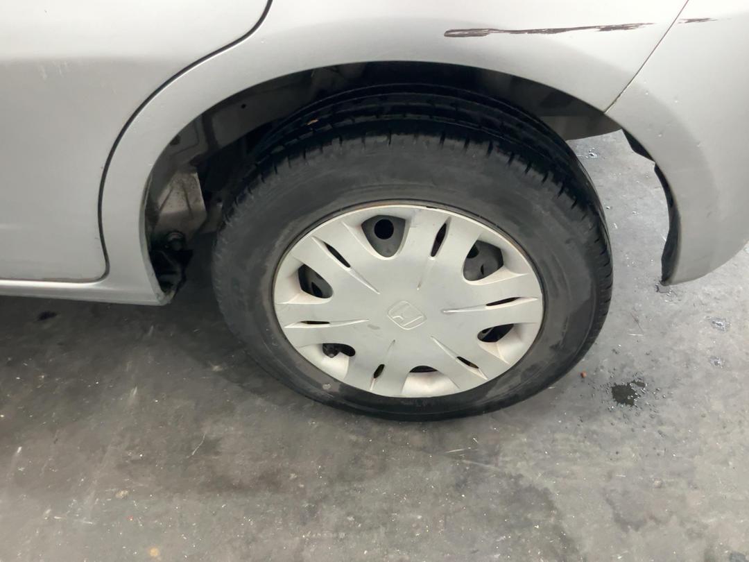 Photo '37' of Honda FIT