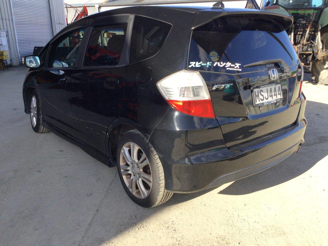 Photo '5' of Honda FIT RS