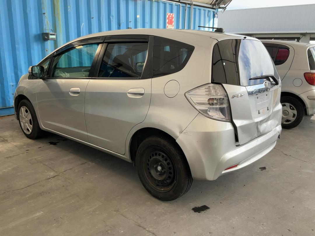 Photo '5' of Honda FIT Photo '5' of Honda FIT
