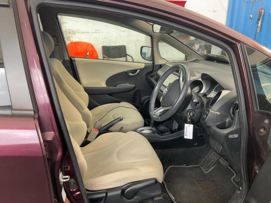 Photo '18' of Honda FIT Photo '18' of Honda FIT