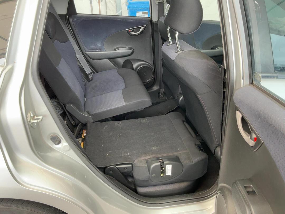 Photo '17' of Honda FIT Photo '17' of Honda FIT
