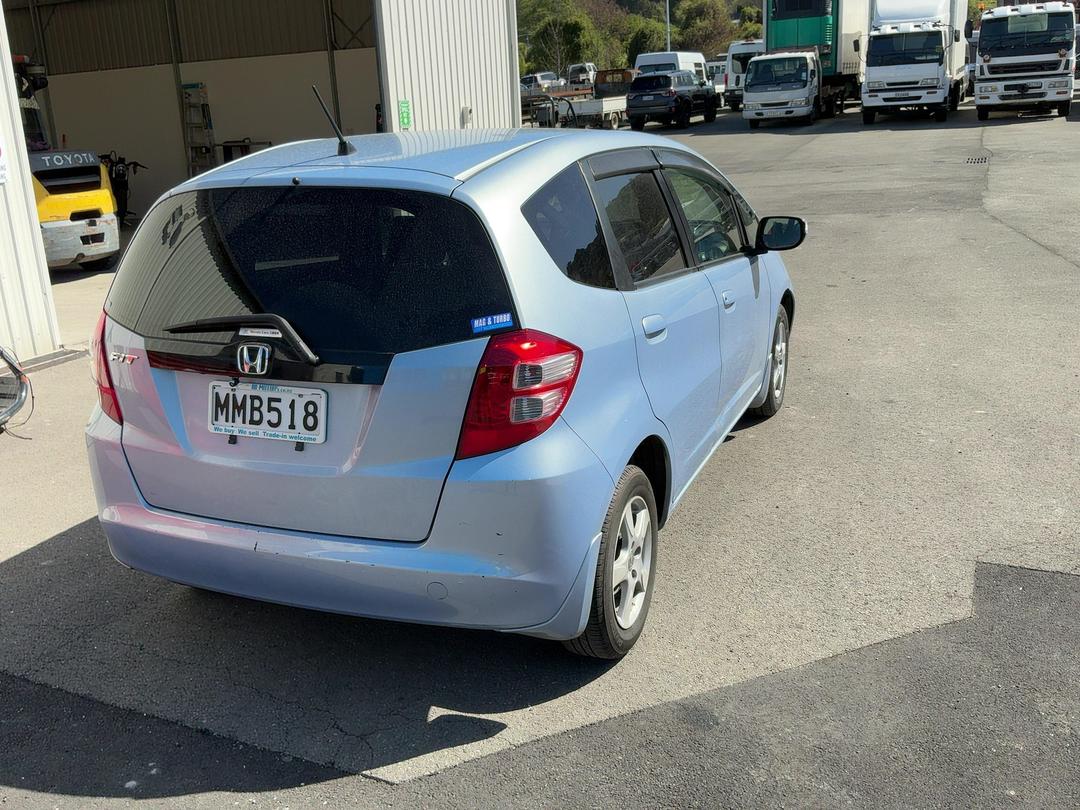 Photo '4' of Honda FIT Photo '4' of Honda FIT