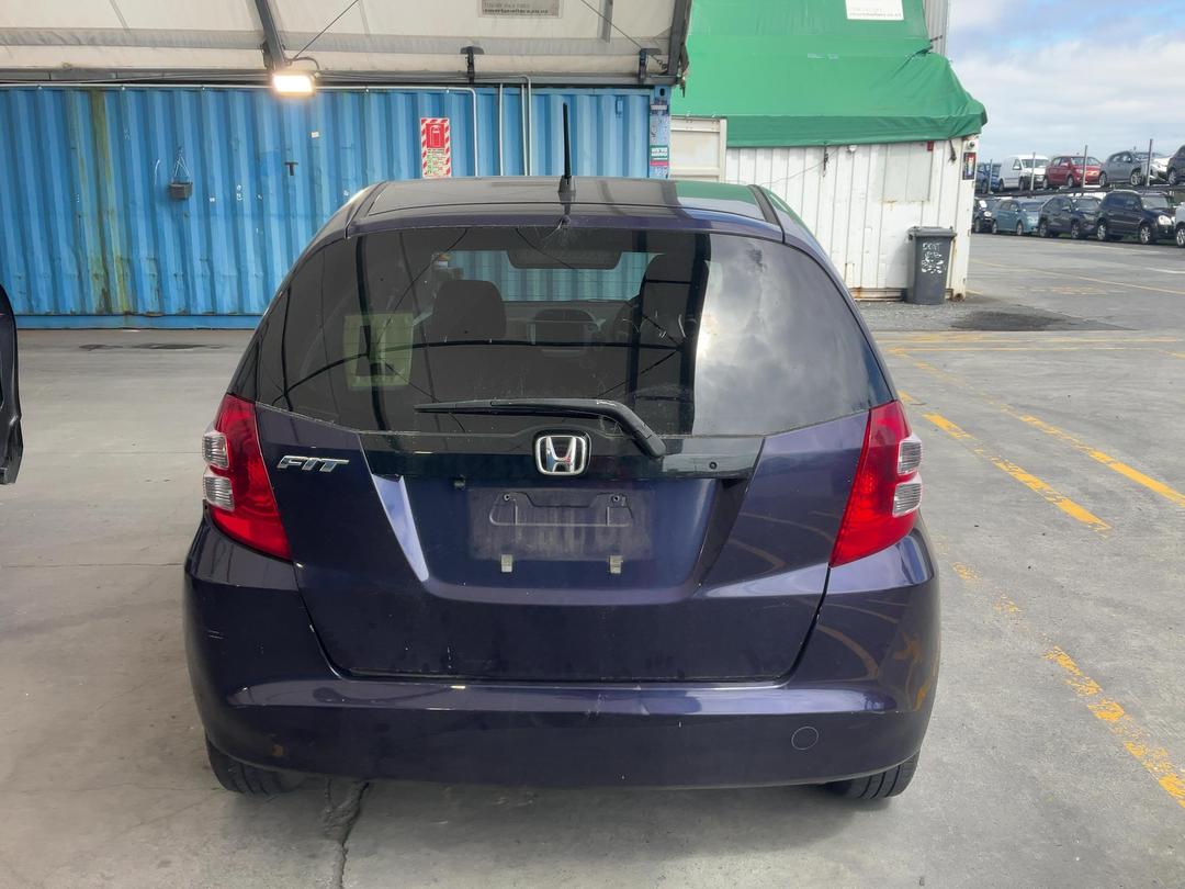 Photo '5' of Honda FIT Photo '5' of Honda FIT