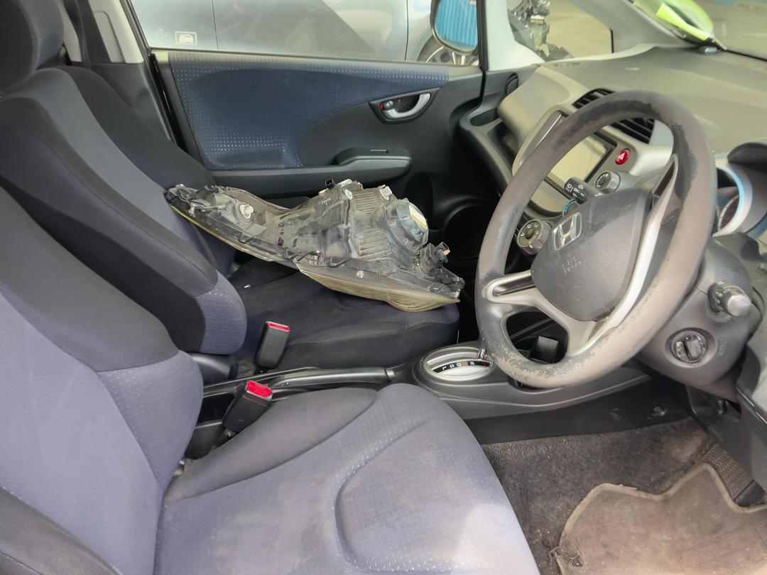 Photo '9' of Honda FIT Photo '9' of Honda FIT