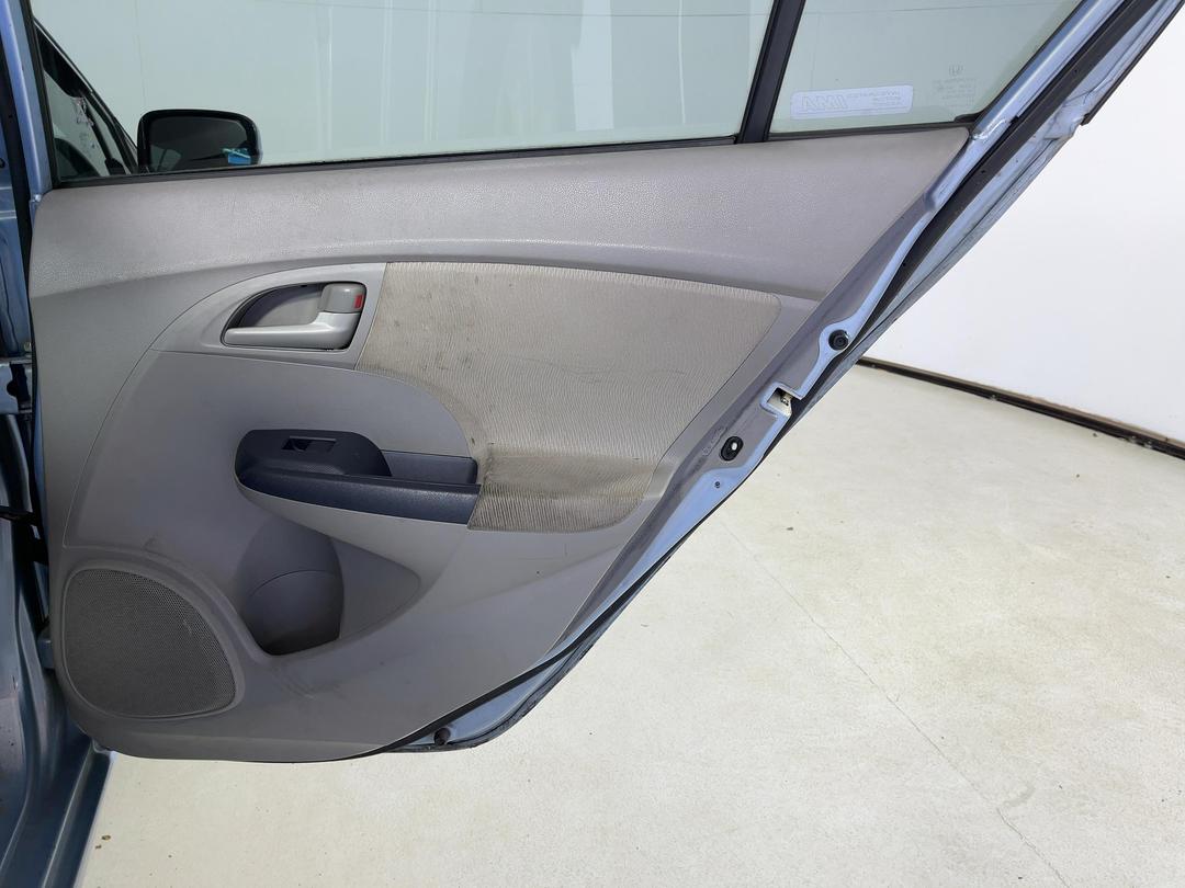 Photo '19' of Honda Insight