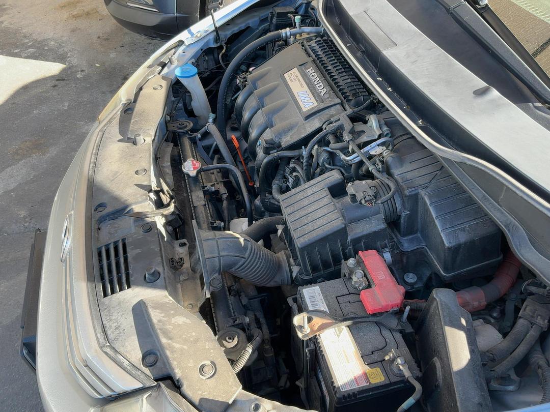 Photo '10' of Honda Insight Hybrid Photo '10' of Honda Insight Hybrid