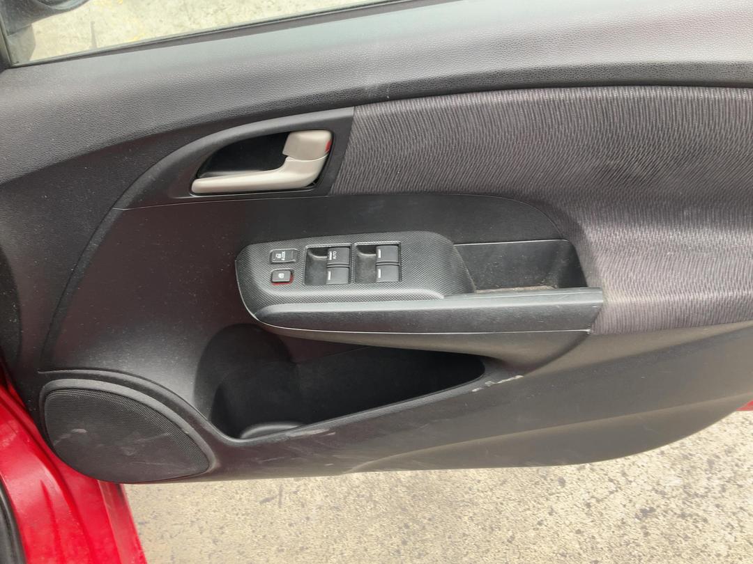 Photo '8' of Honda Insight Hybrid S
