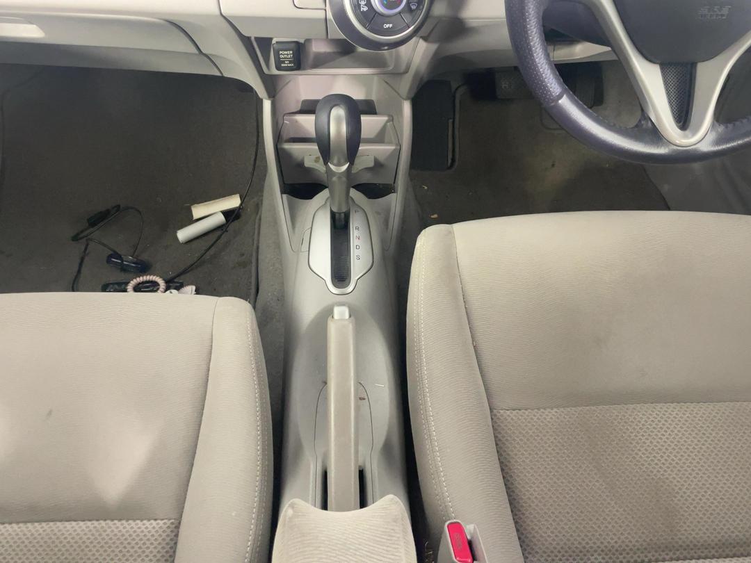 Photo '16' of Honda Insight Photo '16' of Honda Insight