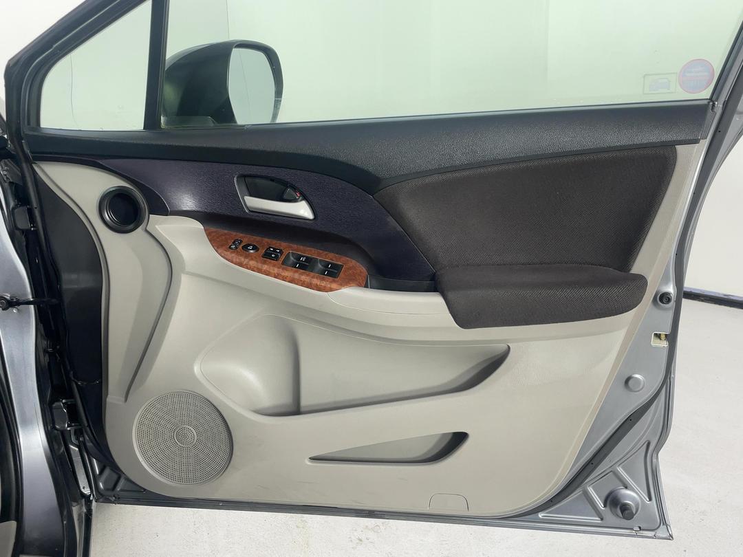 Photo '15' of Honda Odyssey