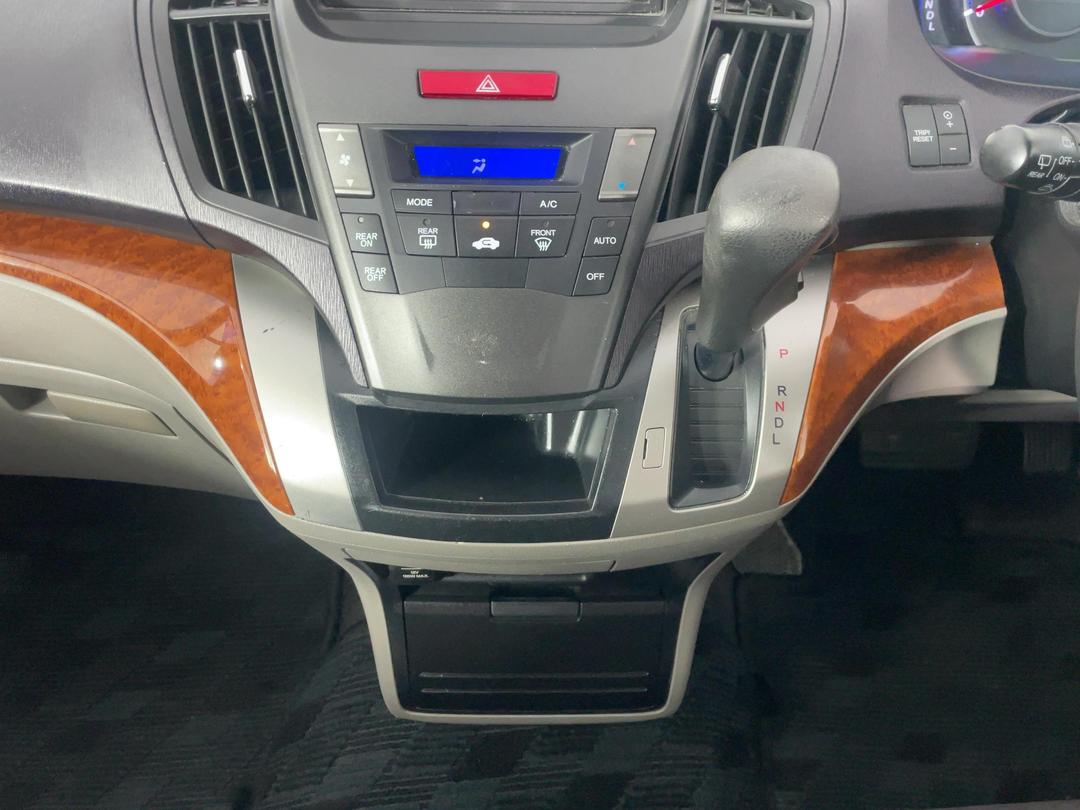 Photo '18' of Honda Odyssey