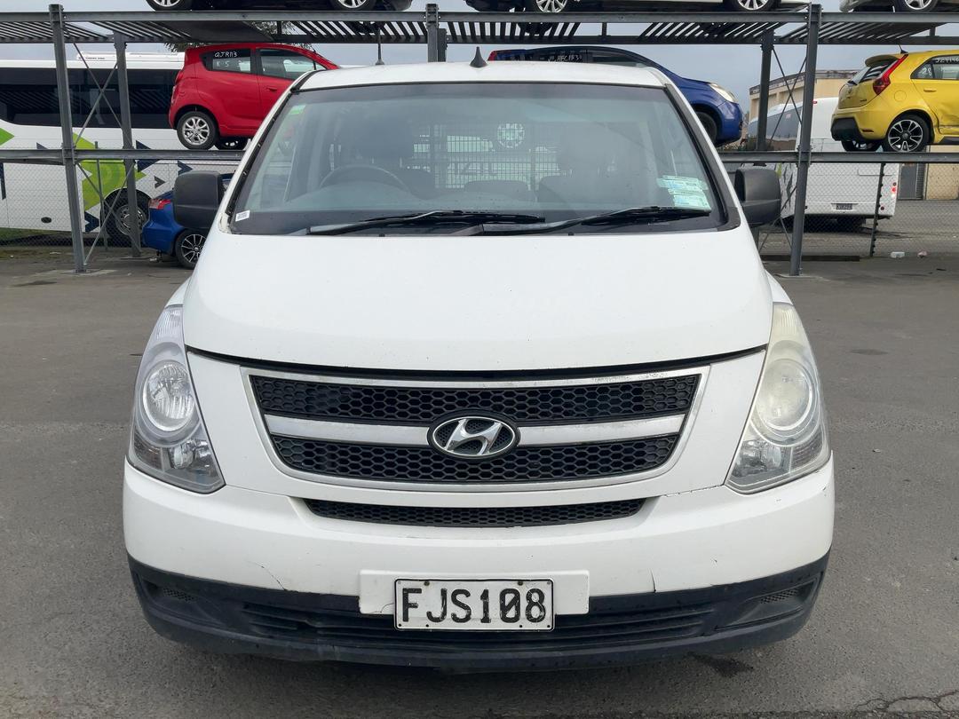 Photo '3' of Hyundai H1 Crdi S Photo '3' of Hyundai H1 Crdi S