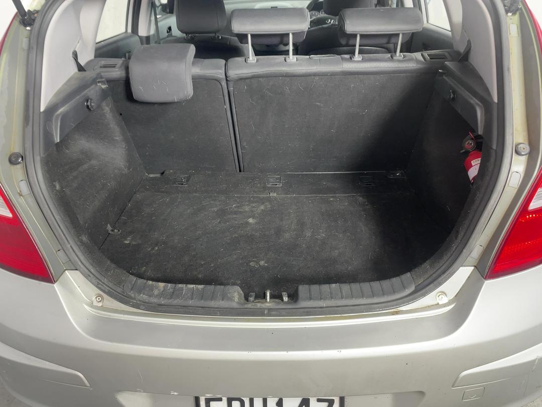Photo '14' of Hyundai I30