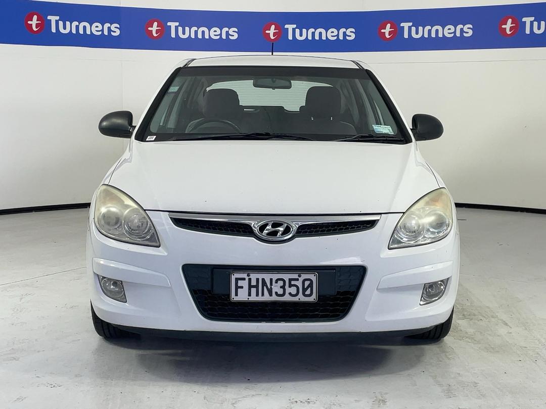 Photo '3' of Hyundai I30 Photo '3' of Hyundai I30