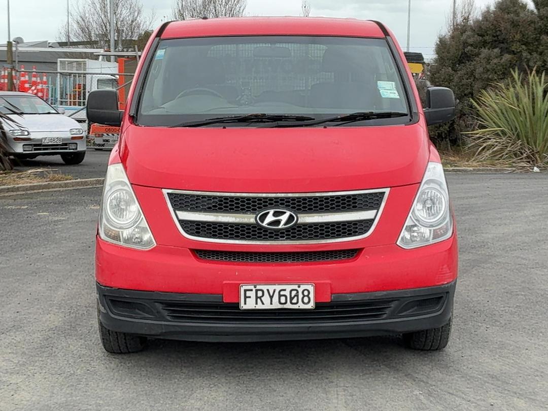 Photo '10' of Hyundai iLoad Van