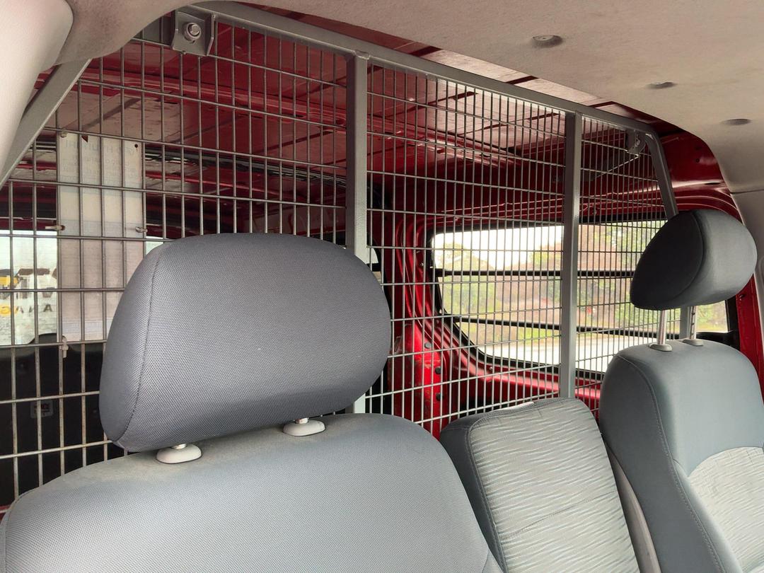 Photo '18' of Hyundai iLoad Van
