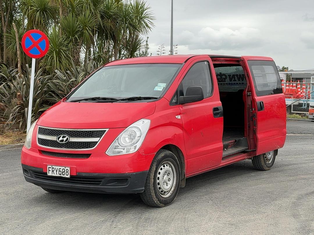 Photo '9' of Hyundai iLoad Van