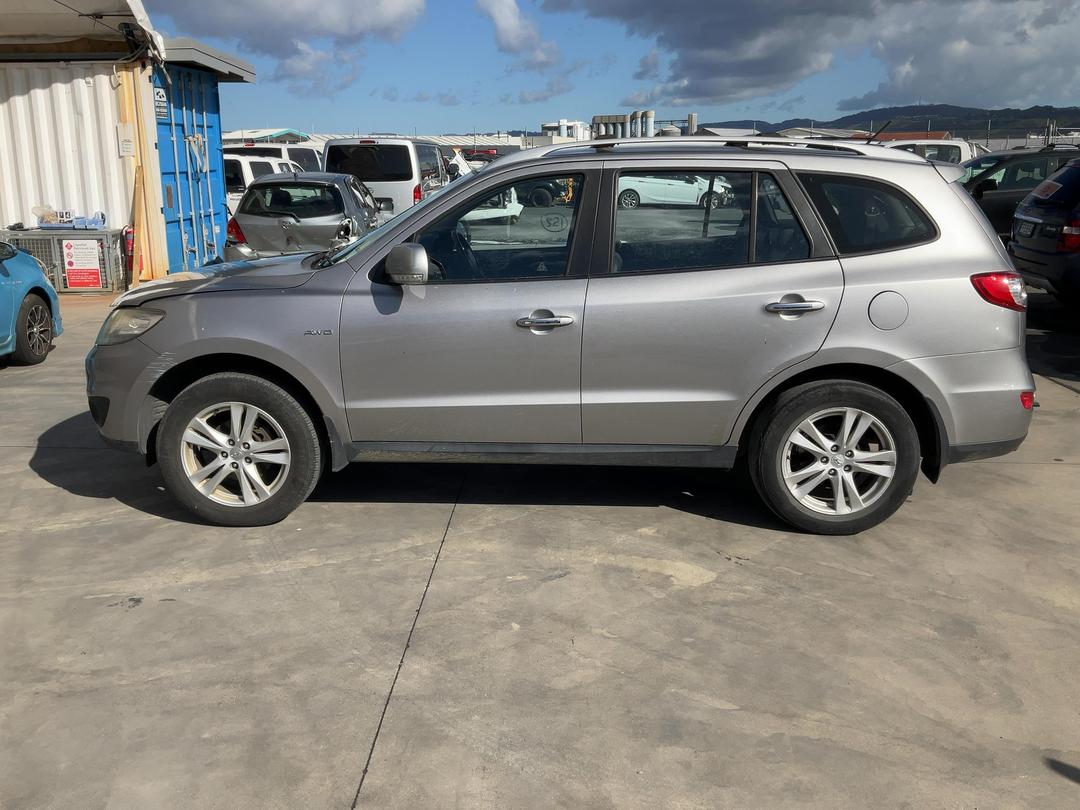 Photo '5' of Hyundai Santa FE Photo '5' of Hyundai Santa FE