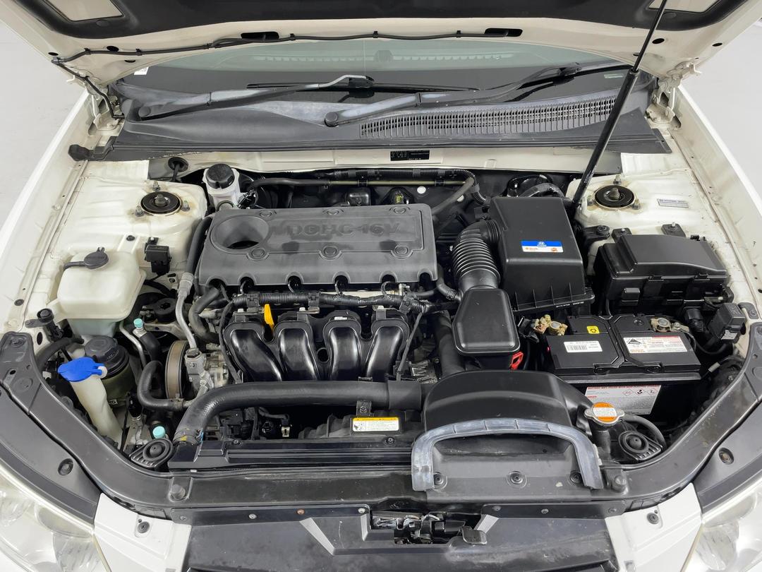 Photo '13' of Hyundai Sonata