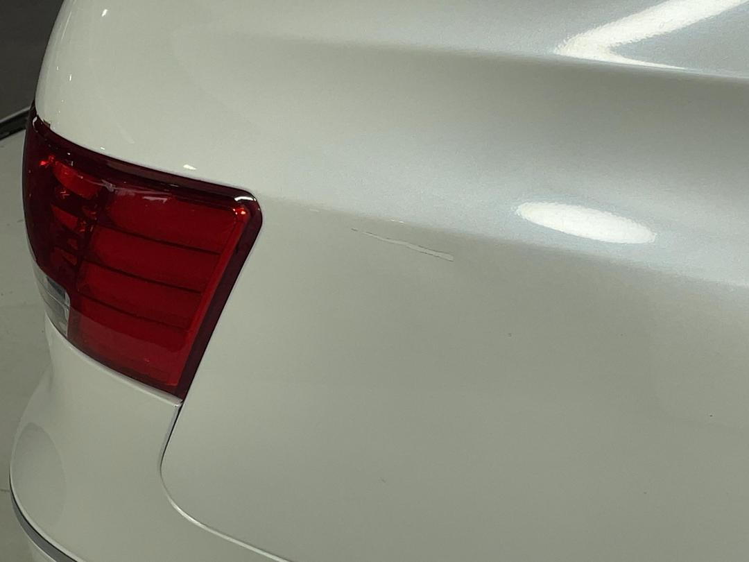 Photo '24' of Hyundai Sonata