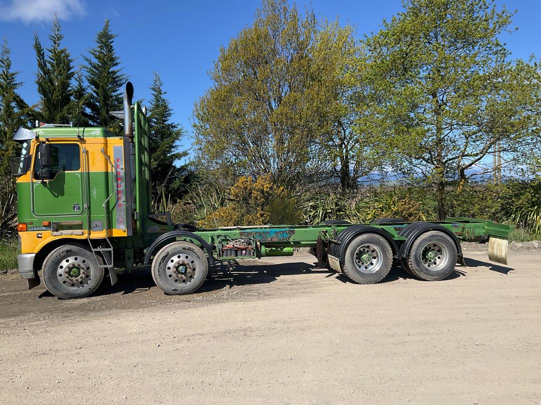 Photo '8' of Kenworth K108 Cab Chassis