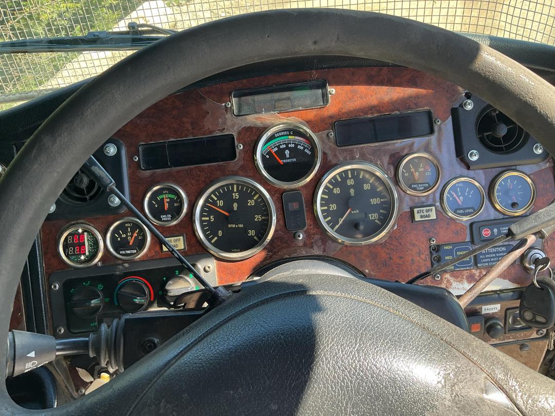 Photo '25' of Kenworth K108 Cab Chassis