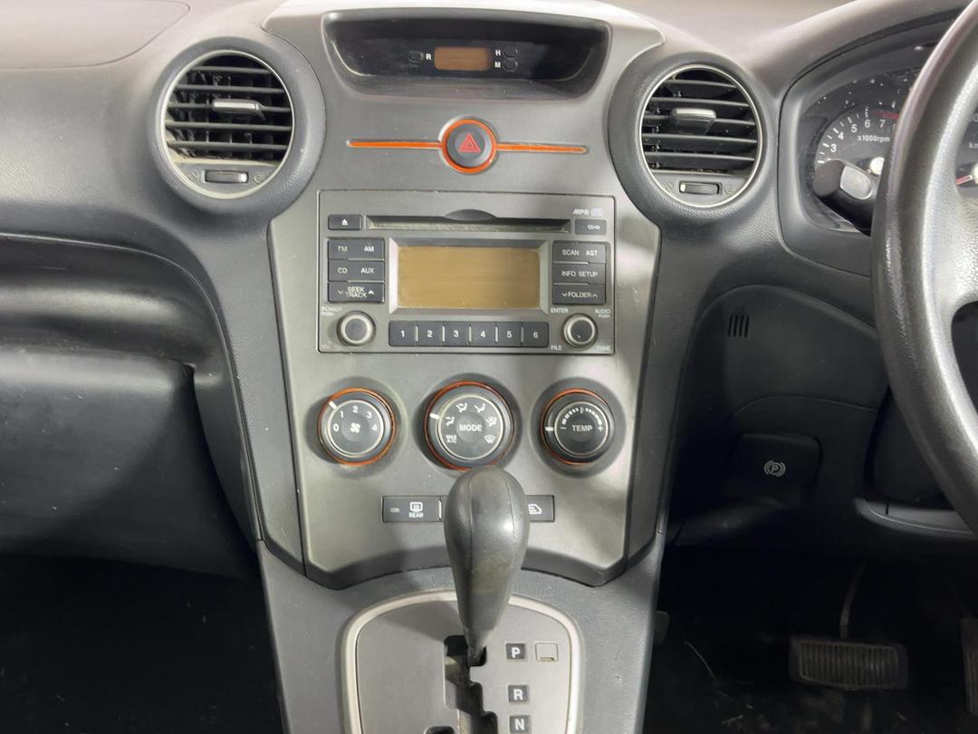 Photo '16' of KIA Carens