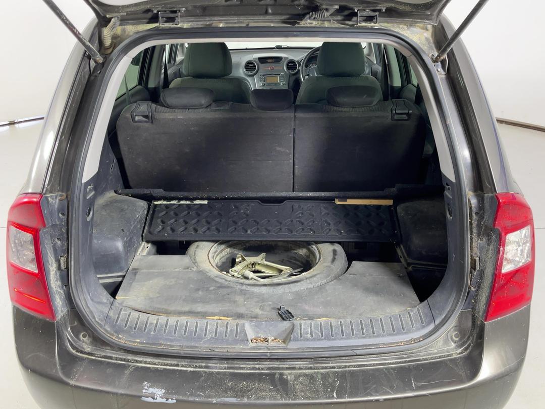 Photo '12' of KIA Carens