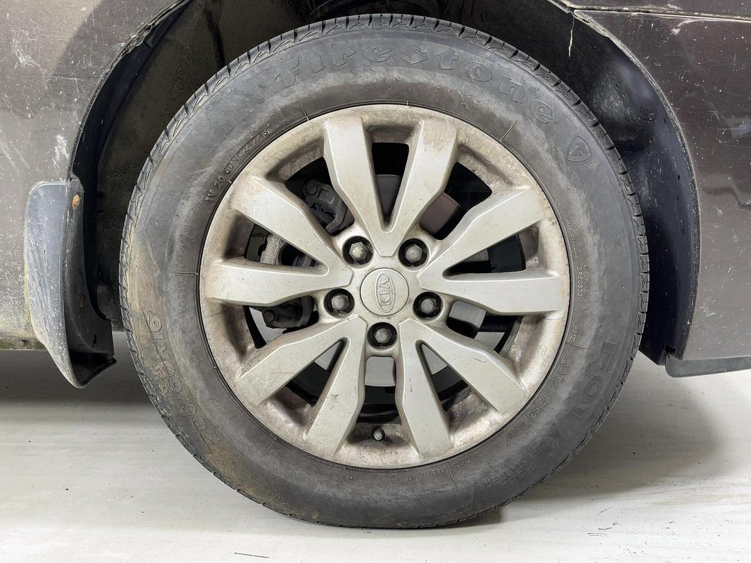 Photo '7' of KIA Carens