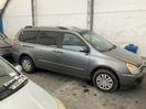 Thumbnail '2' of KIA Carnival LWB EX
