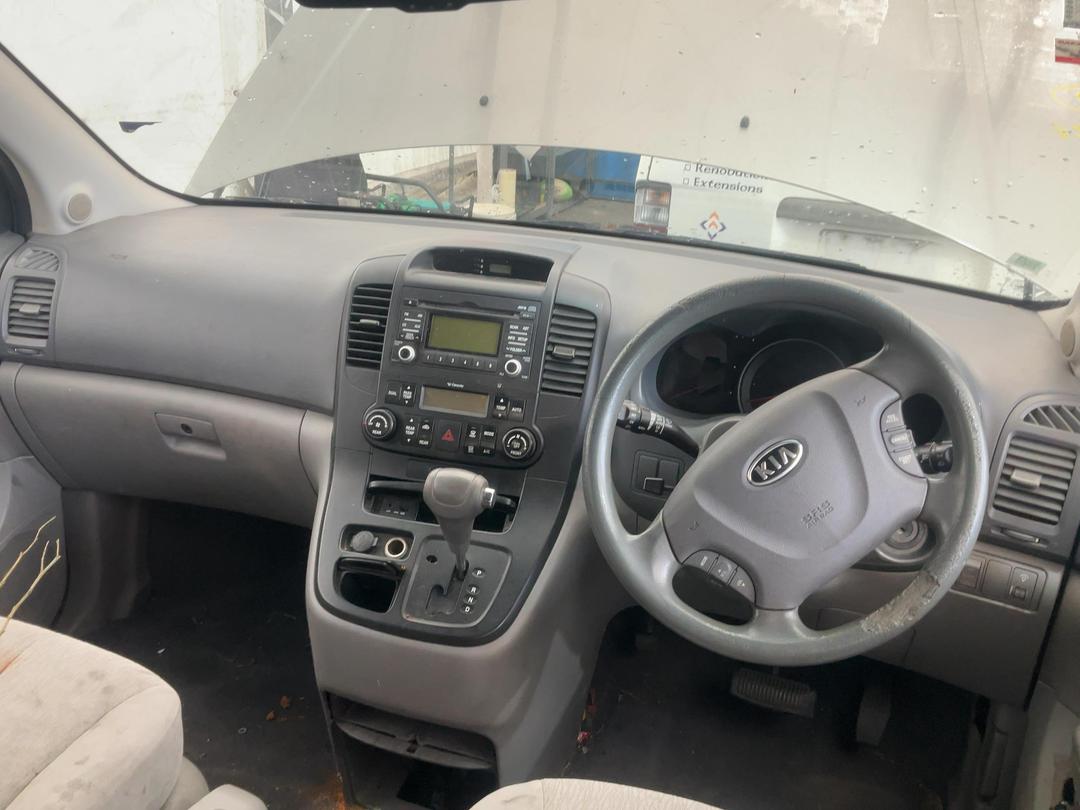 Photo '21' of KIA Carnival LWB EX Photo '21' of KIA Carnival LWB EX