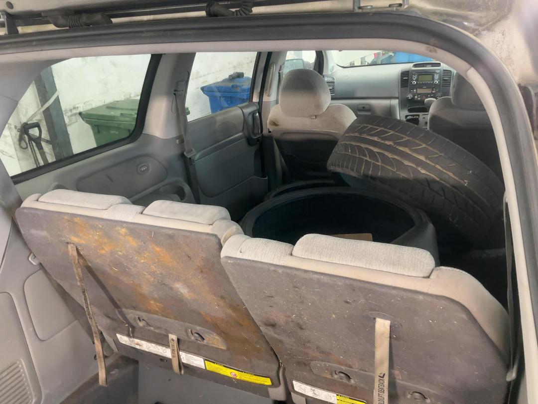 Photo '22' of KIA Carnival LWB EX Photo '22' of KIA Carnival LWB EX