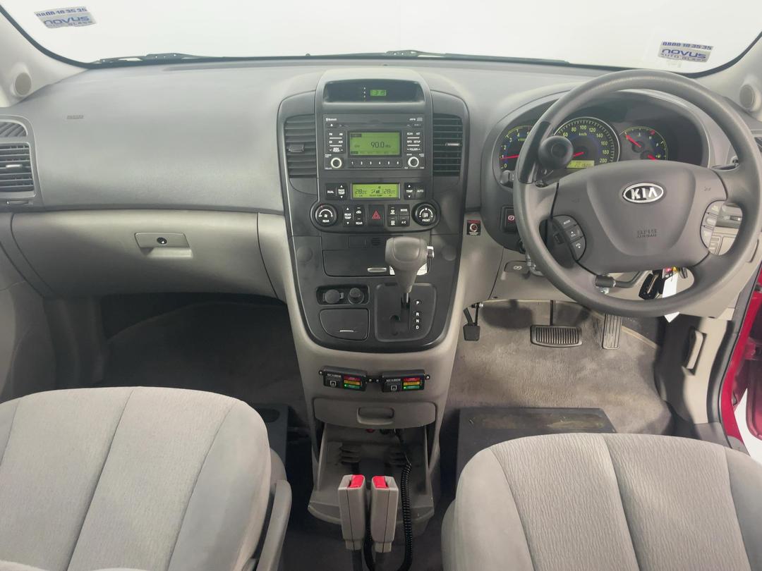 Photo '17' of KIA Carnival