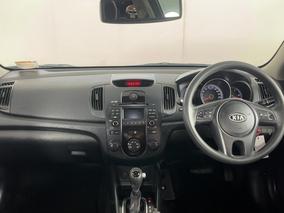 Photo '17' of KIA Cerato