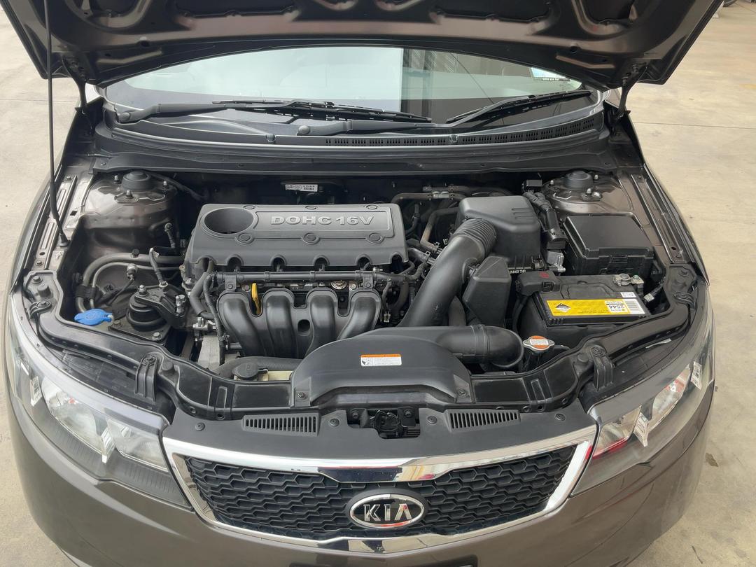 Photo '2' of KIA Cerato LX Photo '2' of KIA Cerato LX