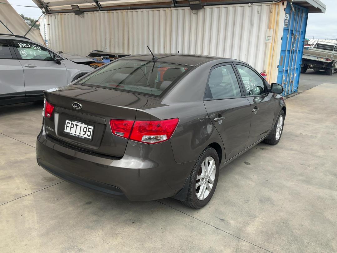 Photo '8' of KIA Cerato LX Photo '8' of KIA Cerato LX