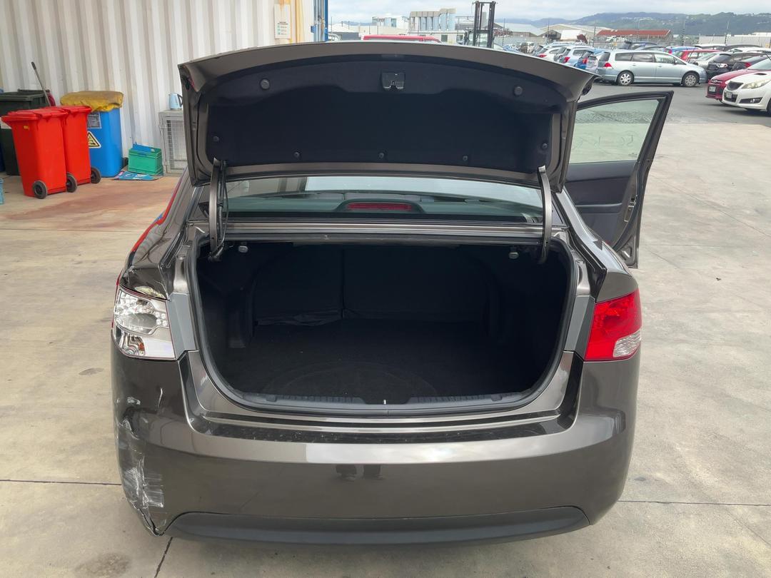 Photo '18' of KIA Cerato LX Photo '18' of KIA Cerato LX