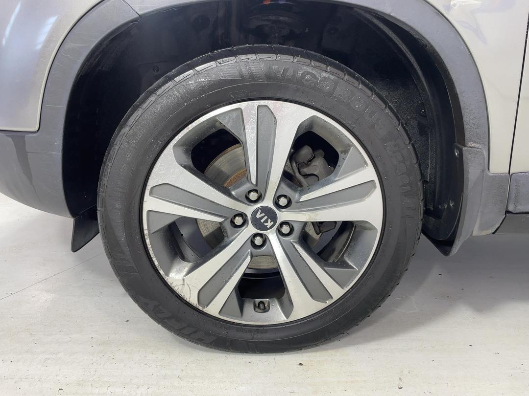 Photo '10' of KIA Sorento R
