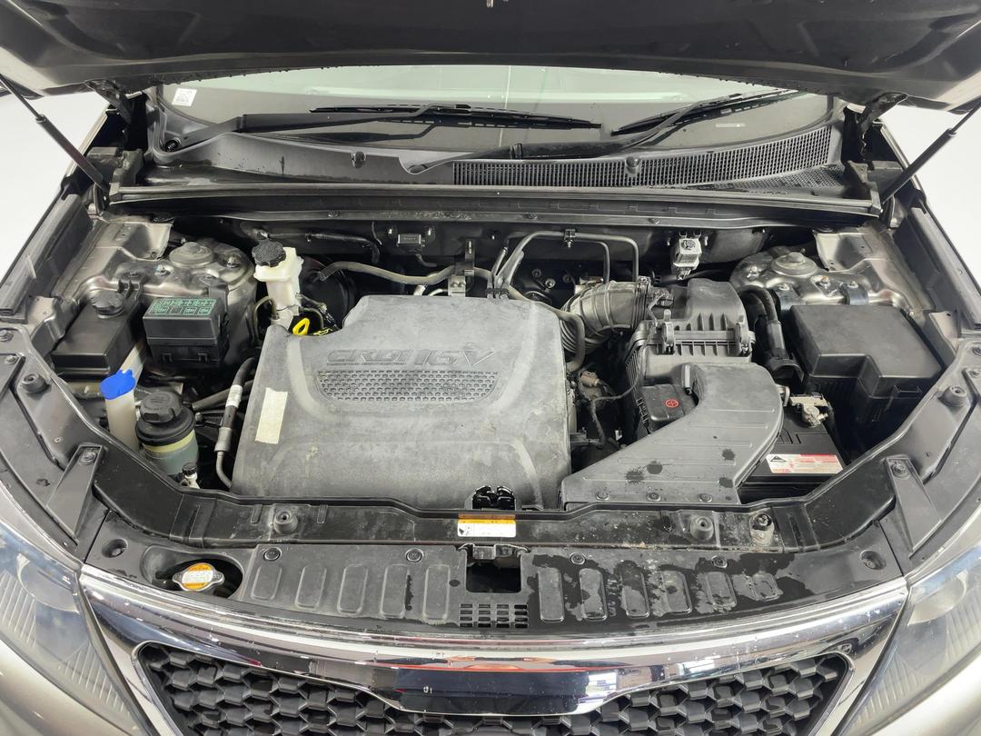 Photo '13' of KIA Sorento R