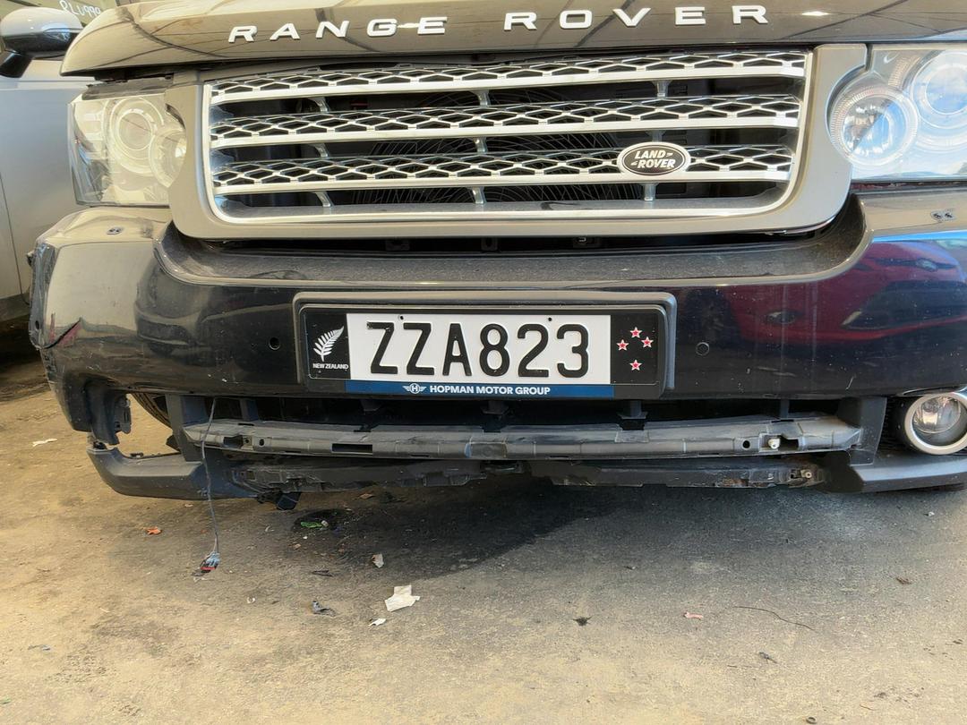 Photo '2' of Land Rover Range Rover Autob TDV8 A Photo '2' of Land Rover Range Rover Autob TDV8 A
