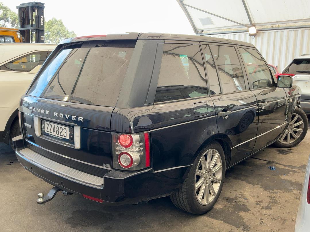 Photo '5' of Land Rover Range Rover Autob TDV8 A Photo '5' of Land Rover Range Rover Autob TDV8 A