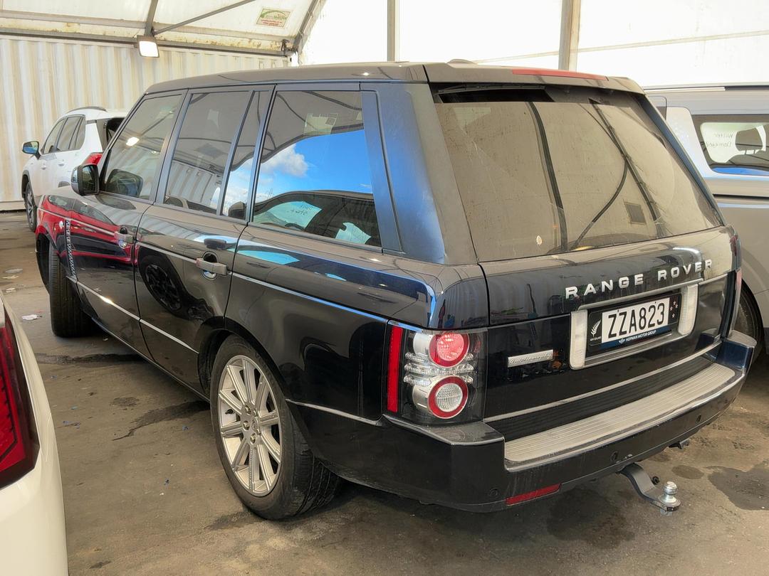 Photo '6' of Land Rover Range Rover Autob TDV8 A Photo '6' of Land Rover Range Rover Autob TDV8 A