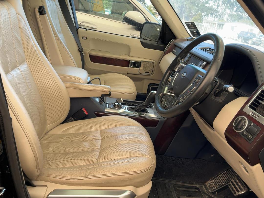 Photo '9' of Land Rover Range Rover Autob TDV8 A Photo '9' of Land Rover Range Rover Autob TDV8 A