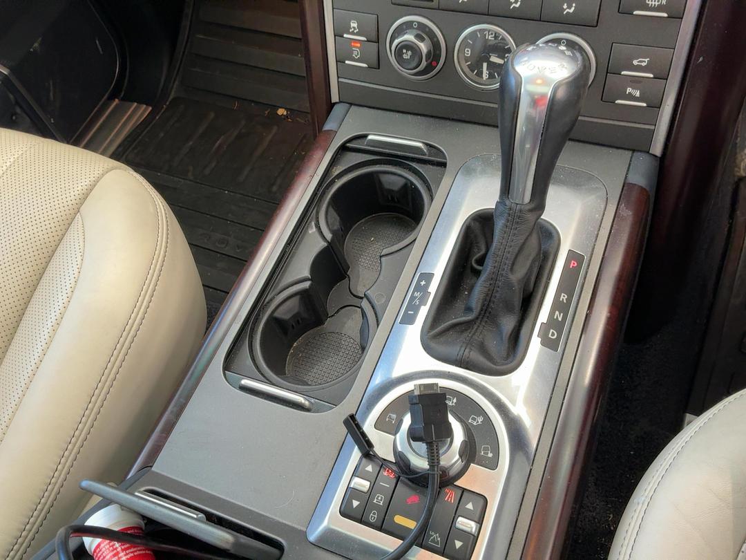 Photo '15' of Land Rover Range Rover Autob TDV8 A Photo '15' of Land Rover Range Rover Autob TDV8 A