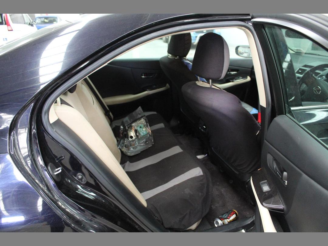 Photo '10' of Lexus HS250H