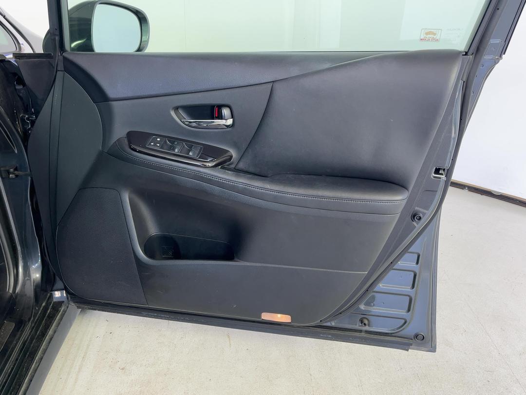 Photo '15' of Lexus HS250H