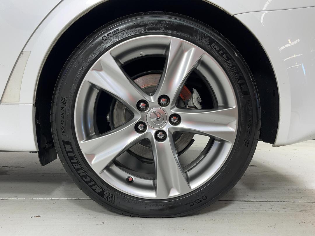 Photo '11' of Lexus IS250