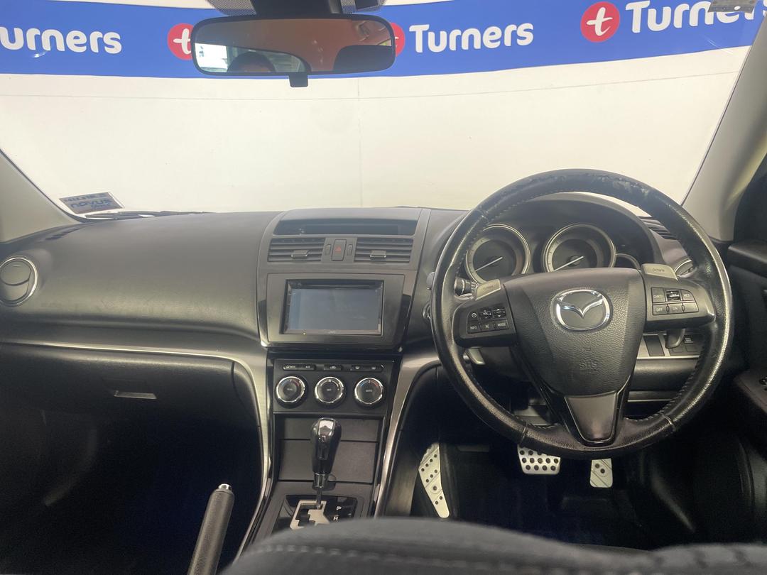 Photo '17' of Mazda Atenza