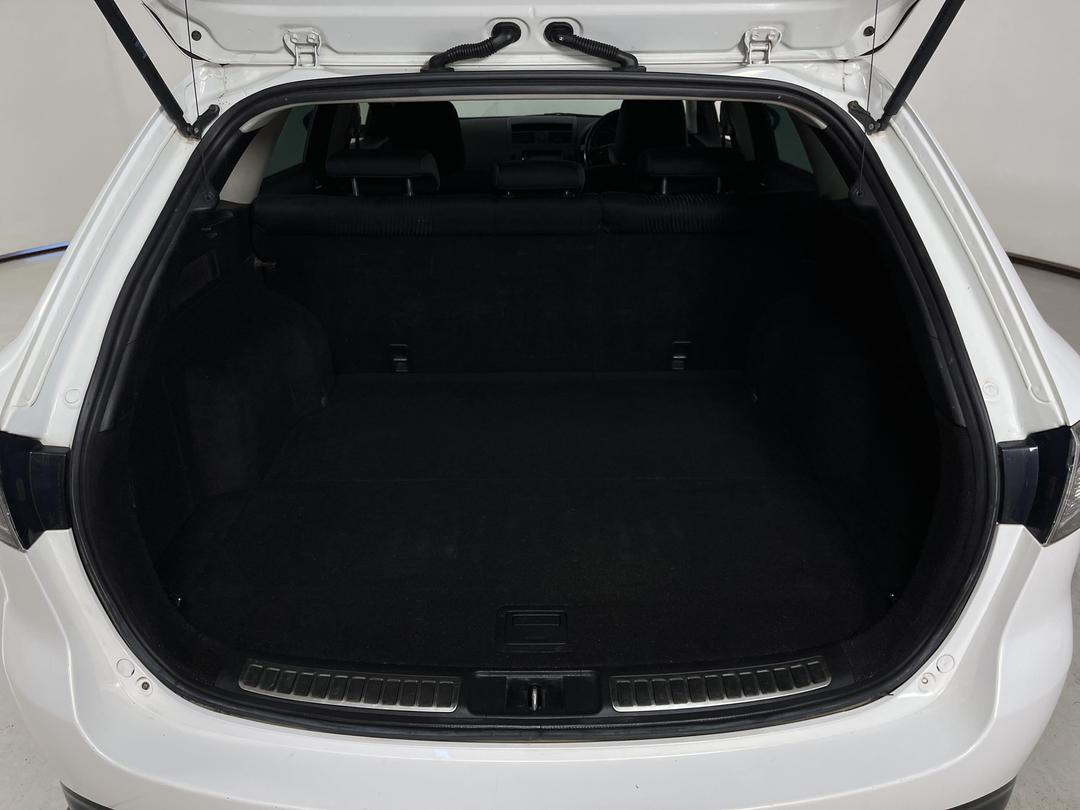 Photo '14' of Mazda Atenza