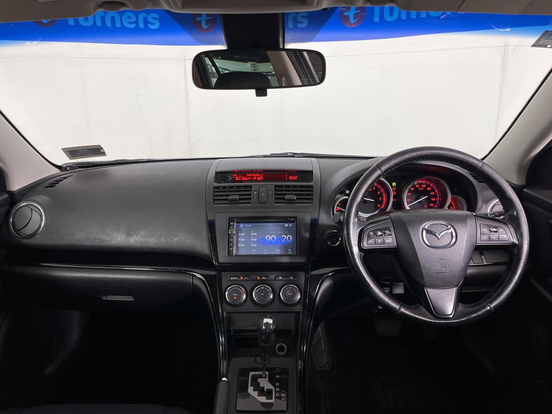 Photo '17' of Mazda Atenza