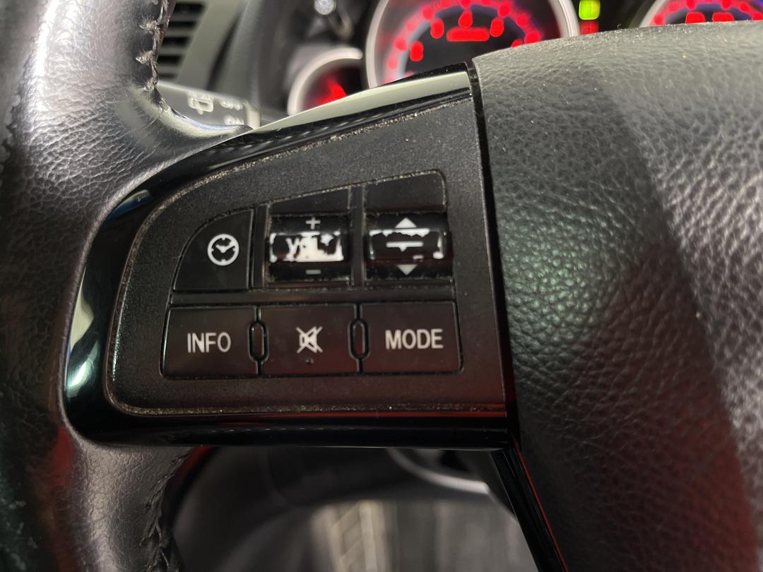 Photo '25' of Mazda Atenza